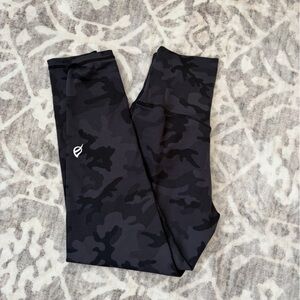 P’tula original stealth camo